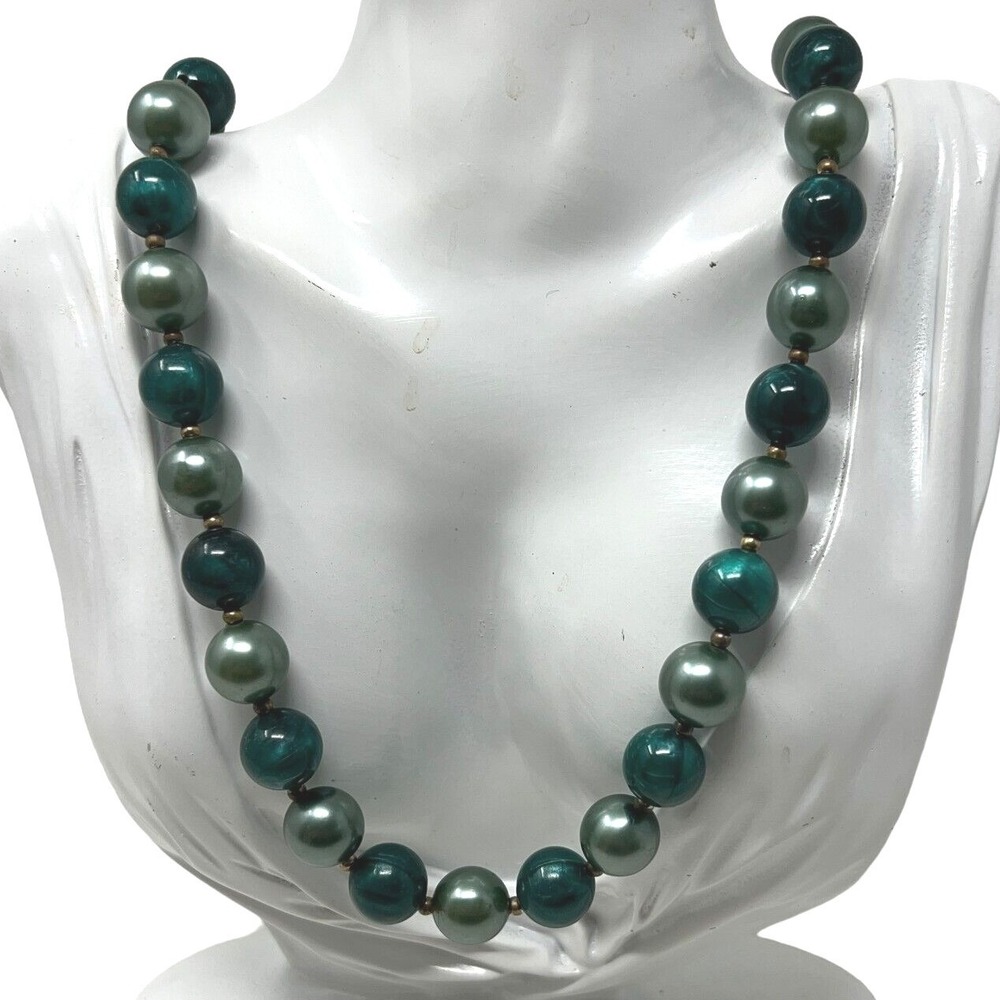 Vintage Beaded Necklace Acrylic Marbled Green and Gold Tone Beads